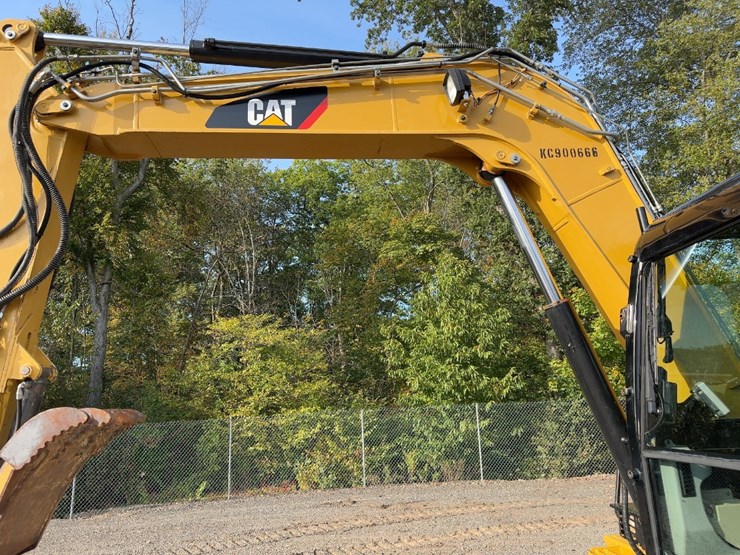 2017-caterpillar-307e2-image-13