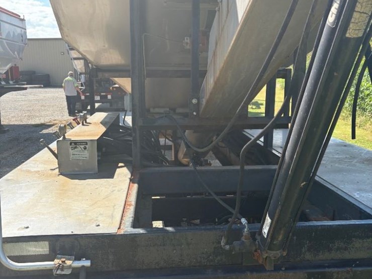 2014-adams-dry-trailer-(dr12223-unit-304415)-image-5