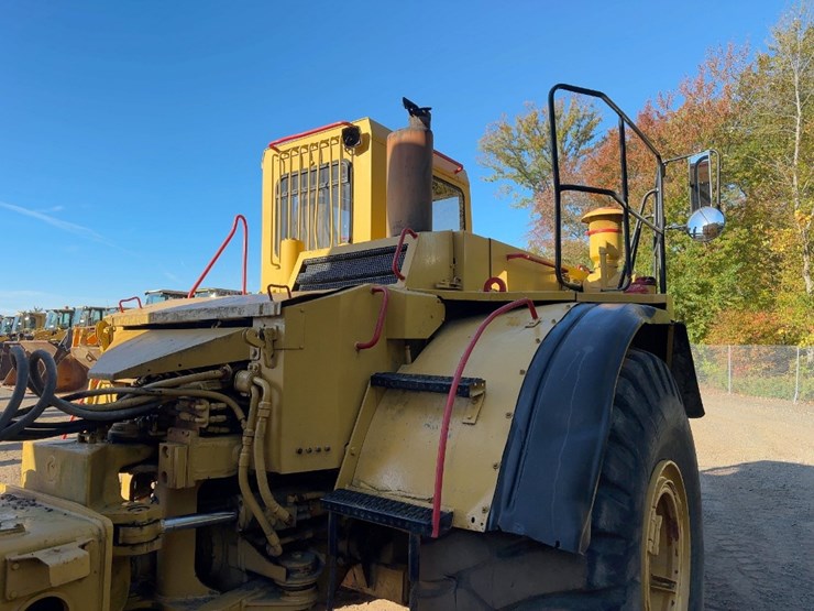 1990-caterpillar-d30d-image-22