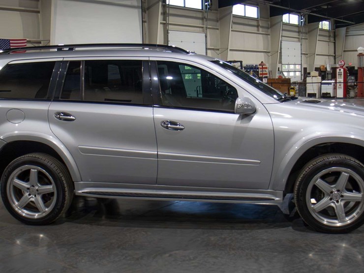 2008-mercedes-benz-gl-550-amg-suv-image-5