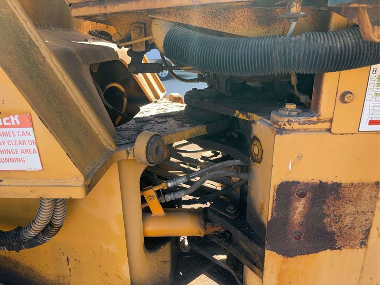 komatsu-180-wheel-loader-image-19
