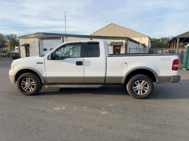 2004-ford-f150-lariat-image-2