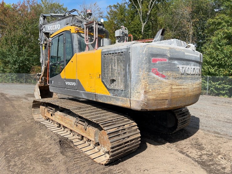 2019-volvo-ec220el-image-3