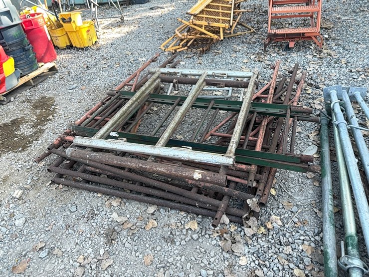 (8)-assorted-scaffold-frames,-(5)-are-walk-through-support-equipment-image-1