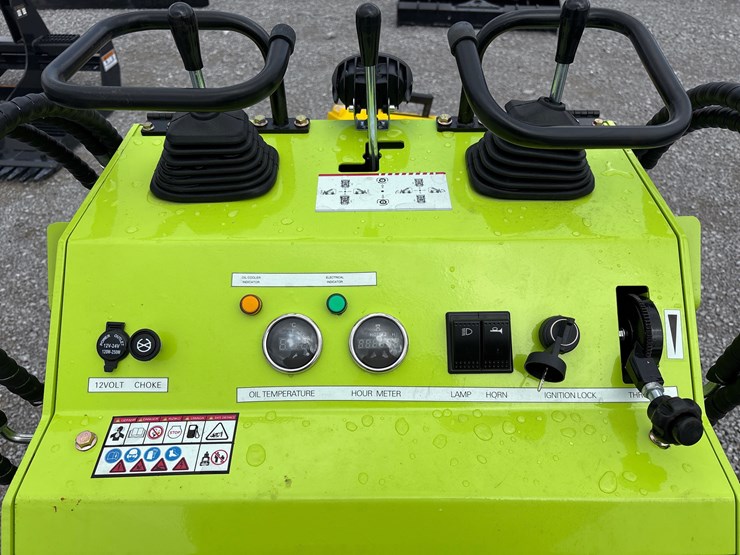 #29324-•-new-2025-landhero-ldh-t460-mini-skid-steer-image-7