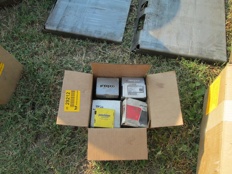 #29212-•-assorted-u-joints-image-1