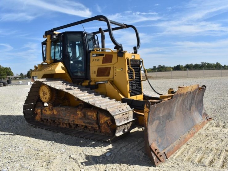 2020-caterpillar-d6n-lgp-image-63