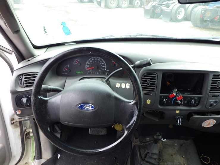 2002-ford-f150-image-8