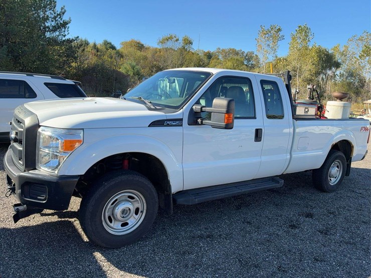 2012-ford-f350-image-1