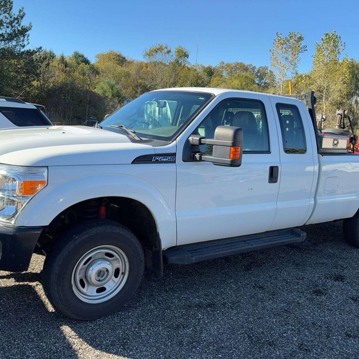 2012 FORD F350