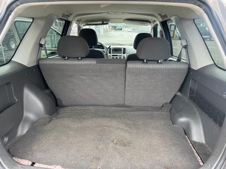 2004-ford-escape-xlt-image-9