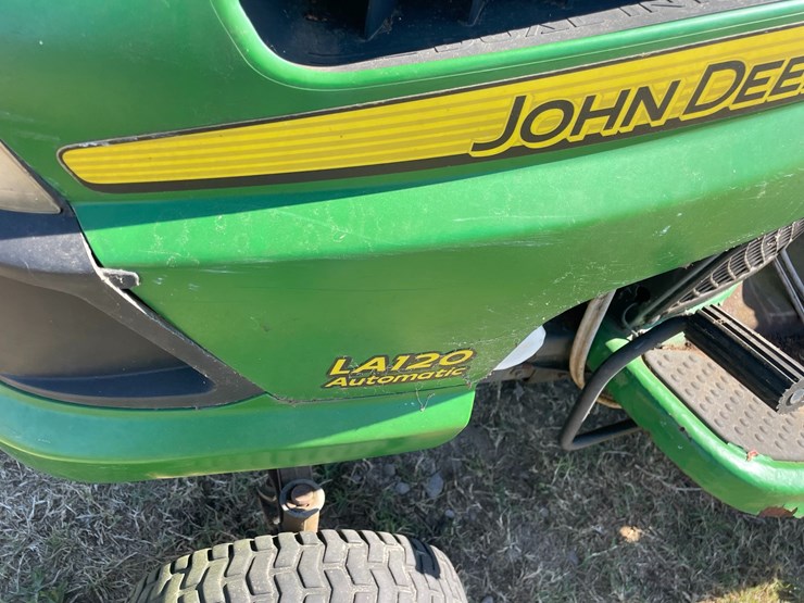 john-deere-la120-image-8