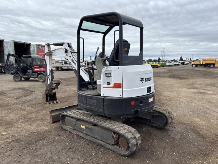 2017-bobcat-e35i-image-4