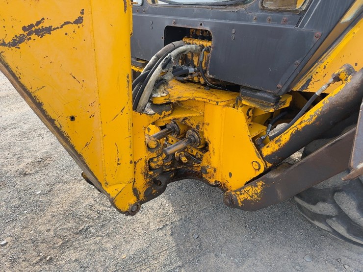 1986-deere-310c-image-22