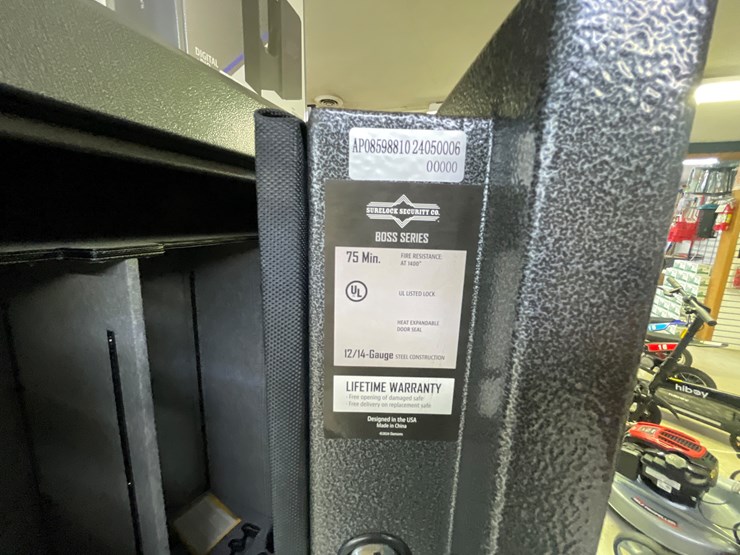 #4087-•-surelock-security-the-boss-(76)-gun-safe-image-12