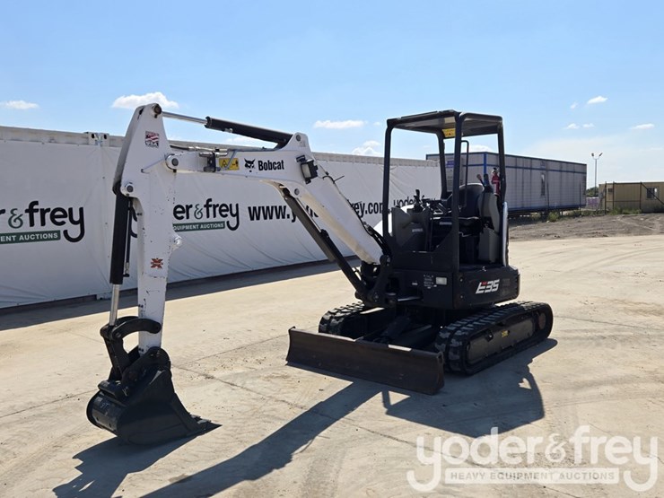 2021-bobcat-e35-image-1