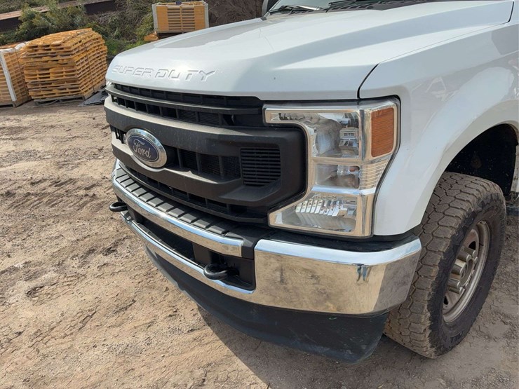 2021-ford-f250-image-7