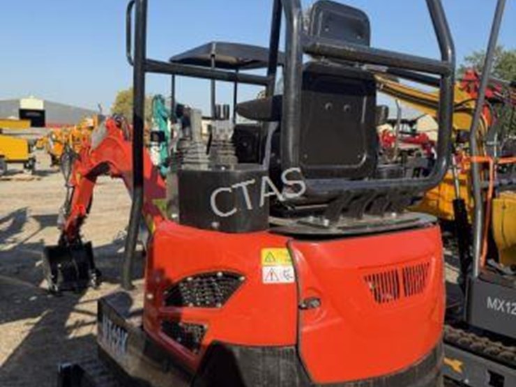 #59-•-mini-excavator--kuboda-diesel---model:-nt18k-image-6