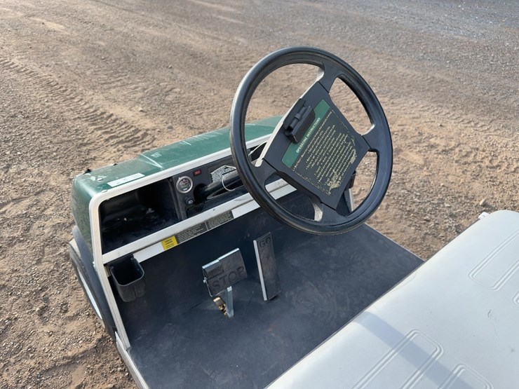 club-car-turf-ii-utility-cart-image-16