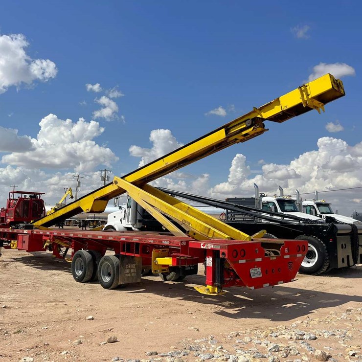 2022 KING 40' X 102"