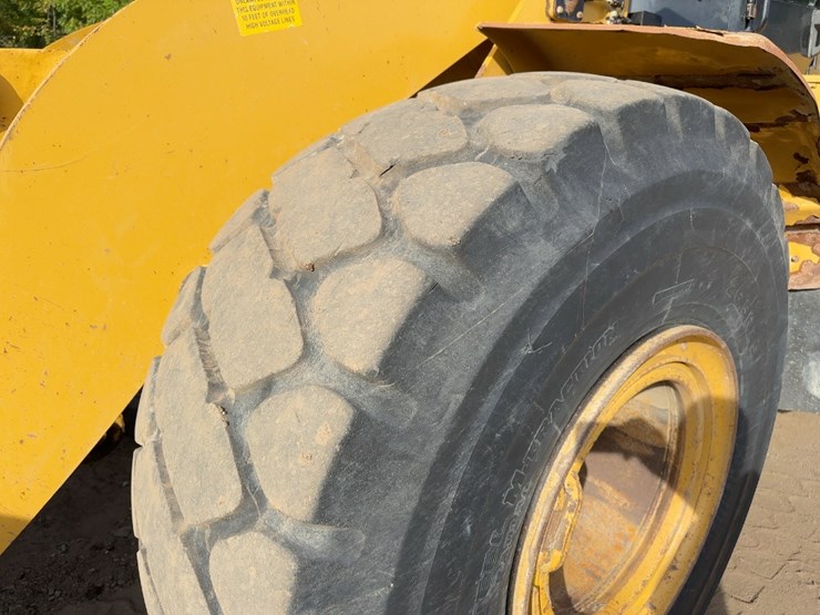 2012-caterpillar-972k-image-15