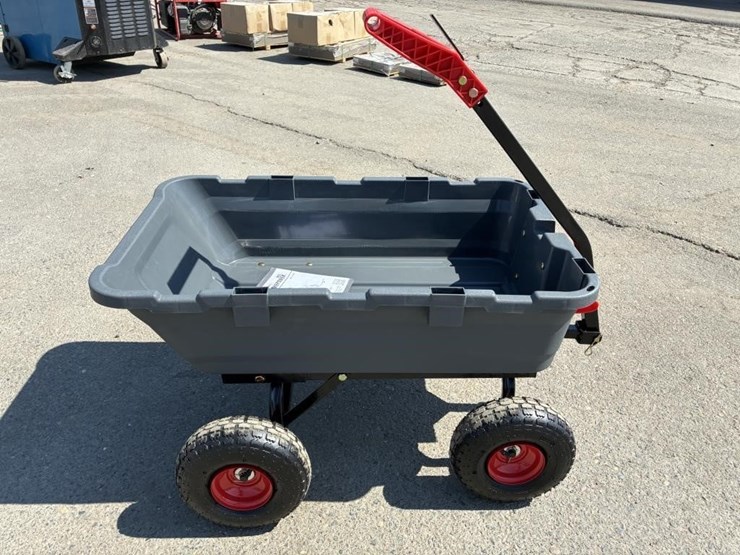 800lbs-capacity-poly-dump-cart-image-6