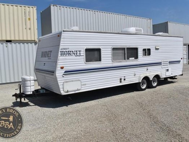 2004-keystone-rv-co-hornet-sport-27bs-38101-image-1