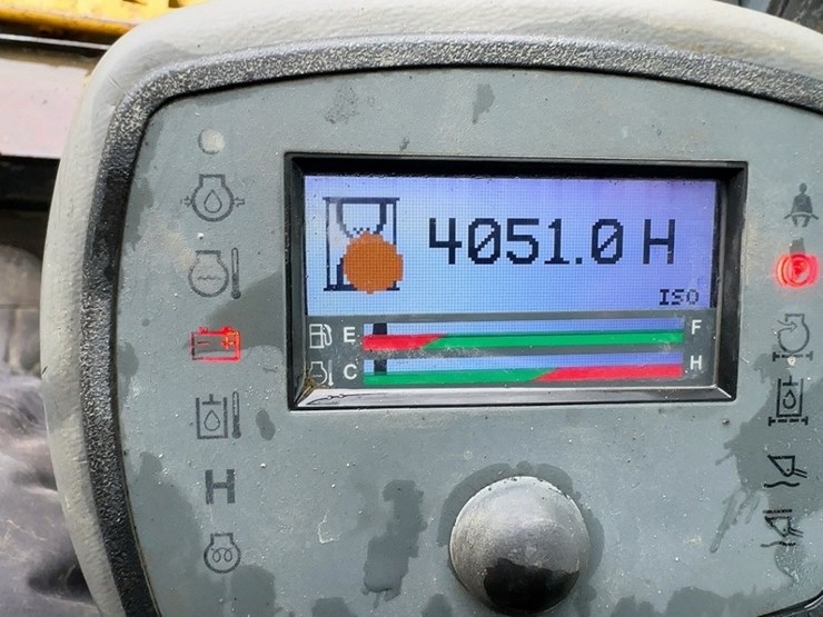 2014-gehl-rt210-image-21