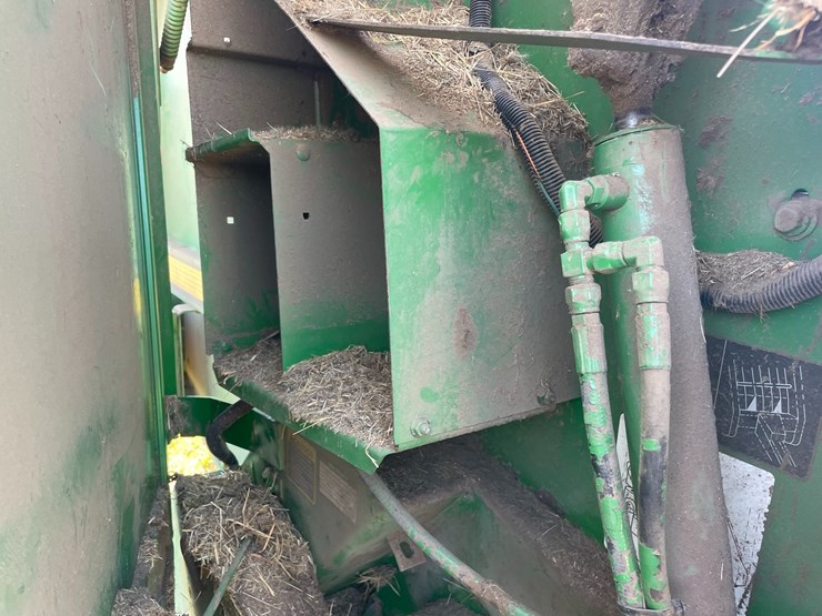 john-deere-468-image-18