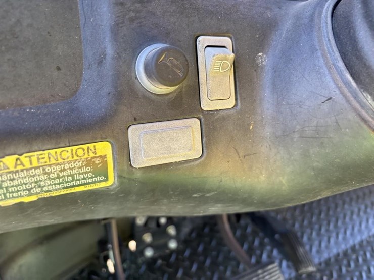 2007-john-deere-2020a-utility-cart-image-12