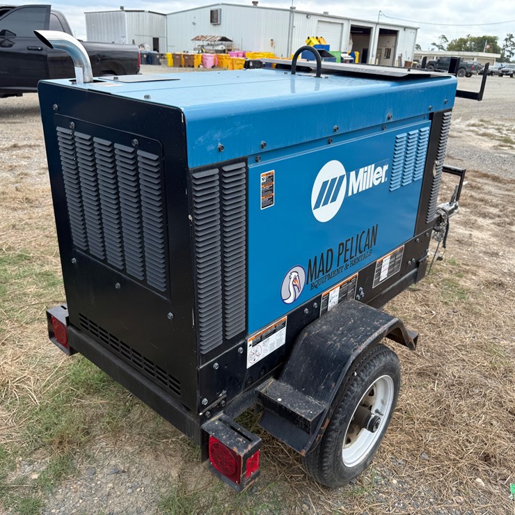#681 • 2023 MILLER BIG BLUE DUAL 450’s!