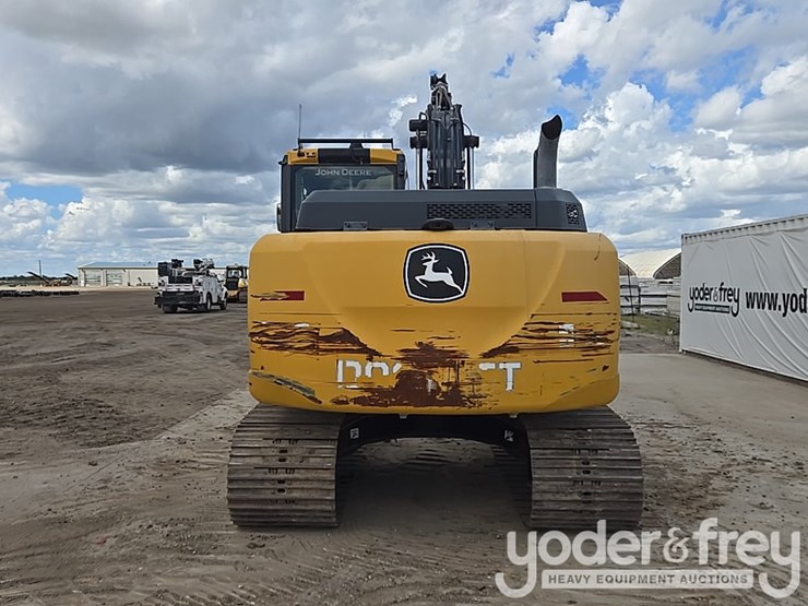 2022-deere-130g-image-4