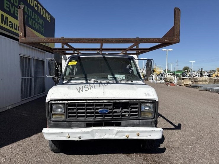 1989-ford-e350-image-3