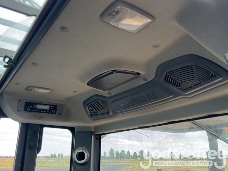 2019-hyundai-70d-image-14
