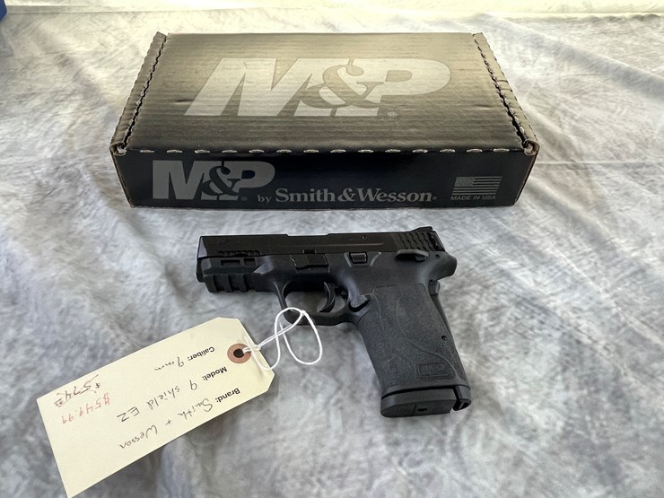 #4020-•-smith-&-wesson-shield-ez,-sn:-dls9804-image-1