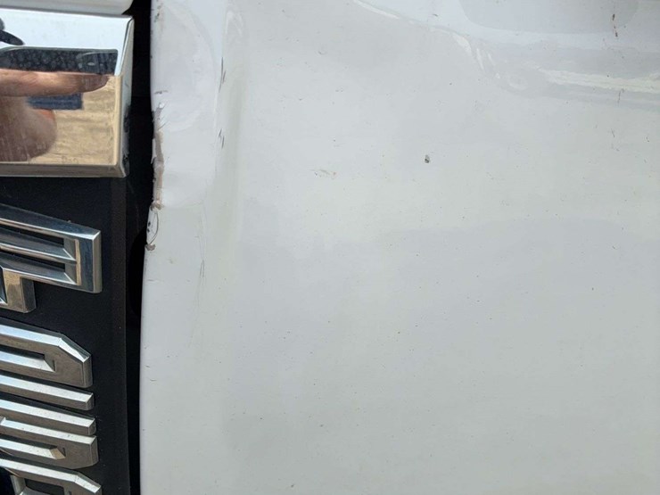 2021-ford-f250-image-8
