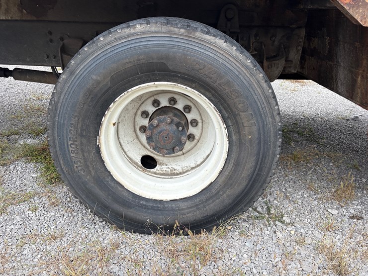 #29330-•-freightliner-single-axle-sanitation-truck-image-7