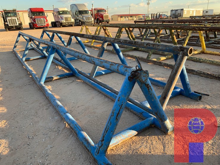 (2x$)-29’x-39”-triangle-pipe-racks-image-2