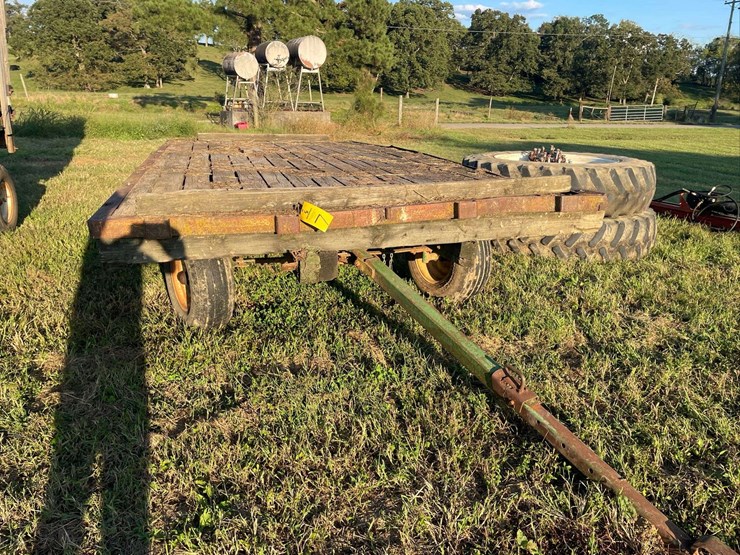 18ft-john-deere-tandem-axle-wagon-image-2