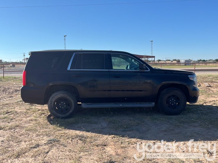 2015-chevrolet-tahoe-image-6