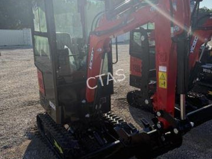 #38-•-mini-excavator---gas---model:-13c-r-image-2