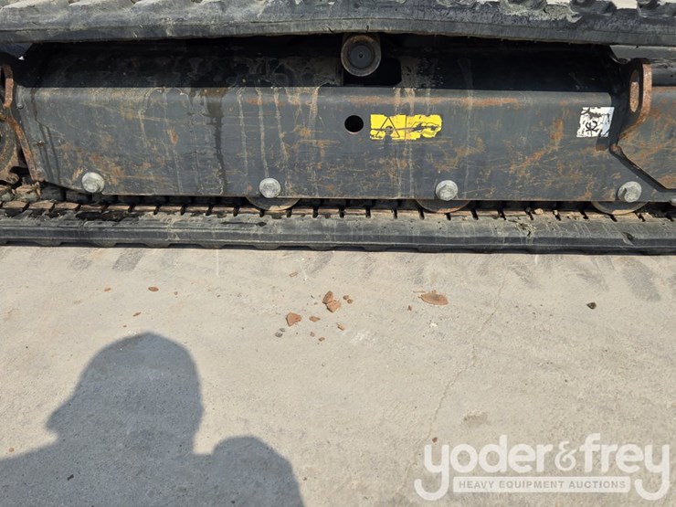 2021-bobcat-e35-image-21