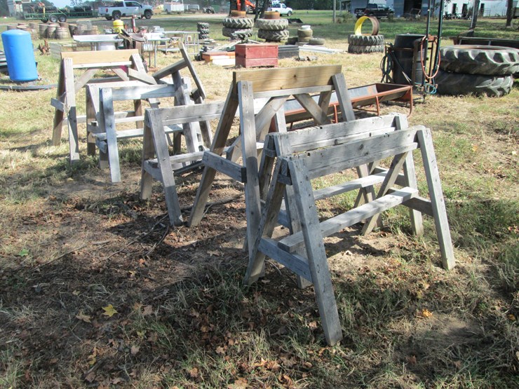 #29228-•-lot-of-(8)-wooden-sawhorses-image-4