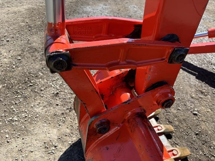 2020-kubota-b26-image-15
