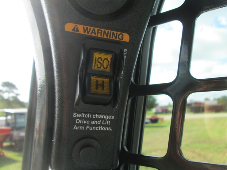 2019-bobcat-t870-image-24