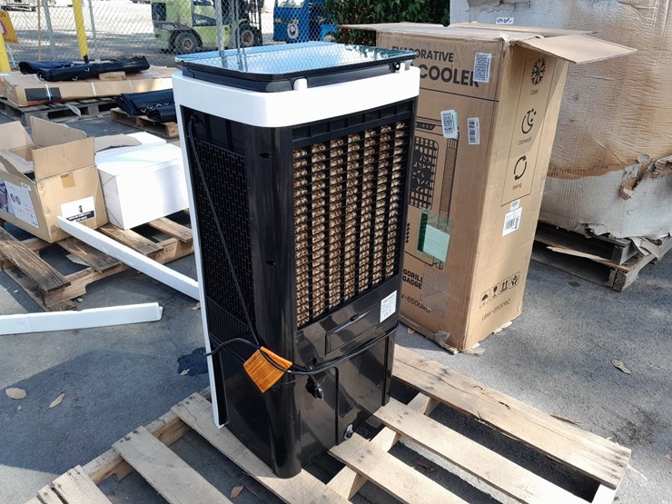lot#-716-gorilla-gadgets-evaporative-air-cooler-image-2