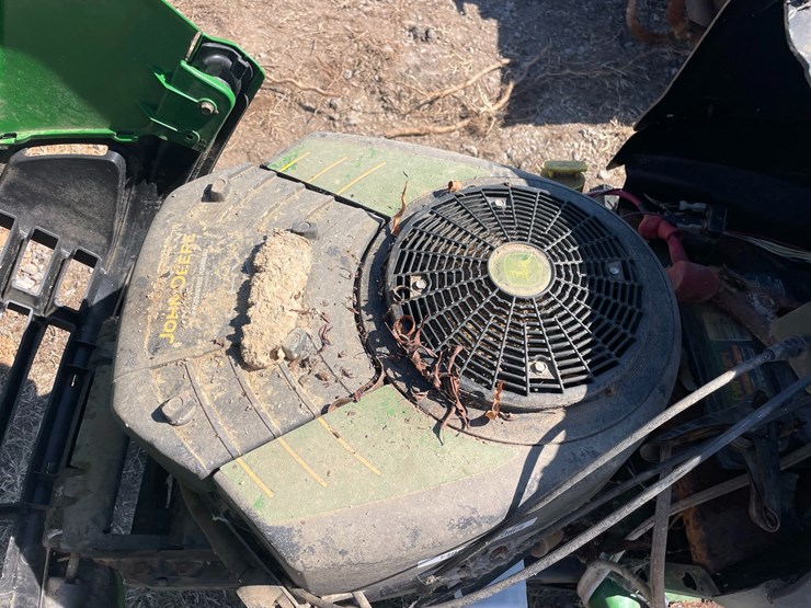 john-deere-la120-image-12