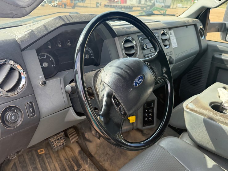2015-ford-f650-image-35