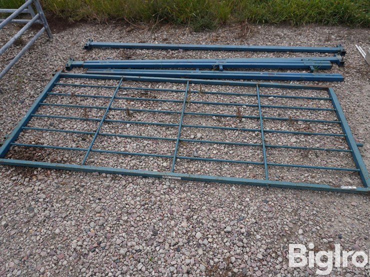 sydell-82"x36"-gate-&-braces-image-2