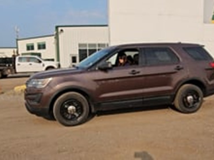 2018-ford-explorer-image-5